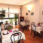 Couette-café Santacroce