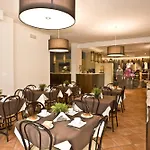 Santacroce Couette-café